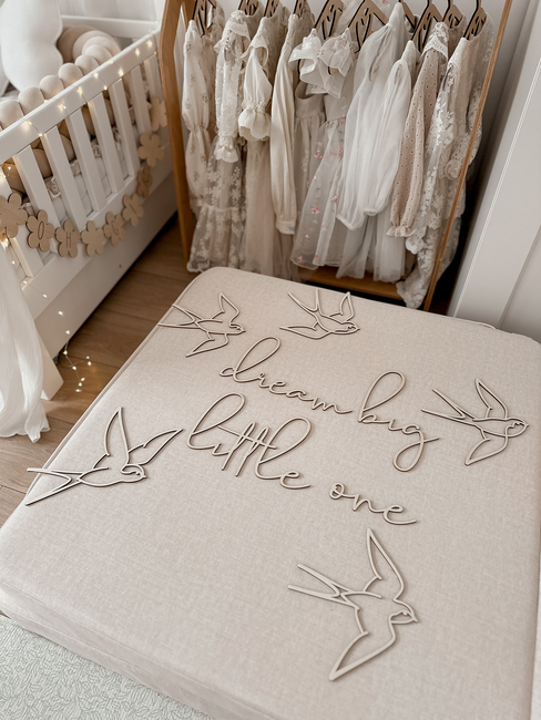 lis wycina Dream Big Little One 3 Wanddekoration Schwalben