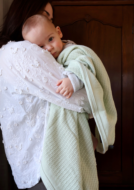 Vinter & Bloom Soft Grid EKO Lochmusterdecke, Tender Green