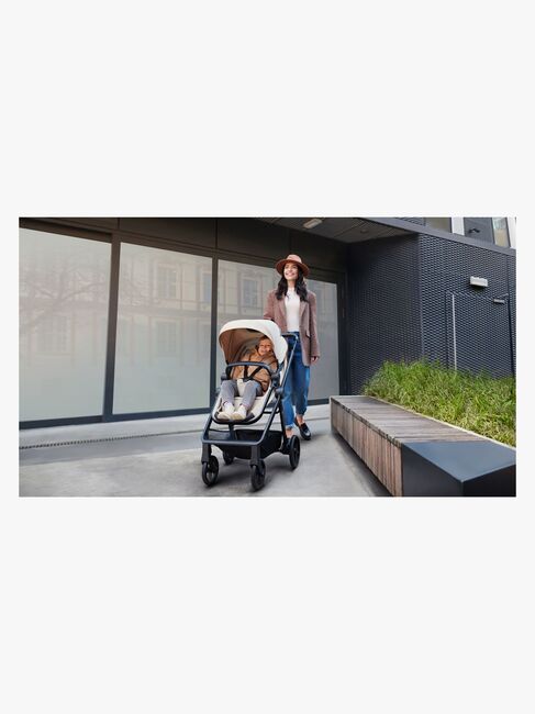 Kinderkraft 3-i-1 NEWLY Kombikinderwagen Travelsystem, Classic Black