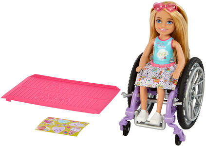 Barbie Chelsea Puppe mit Rollstuhl