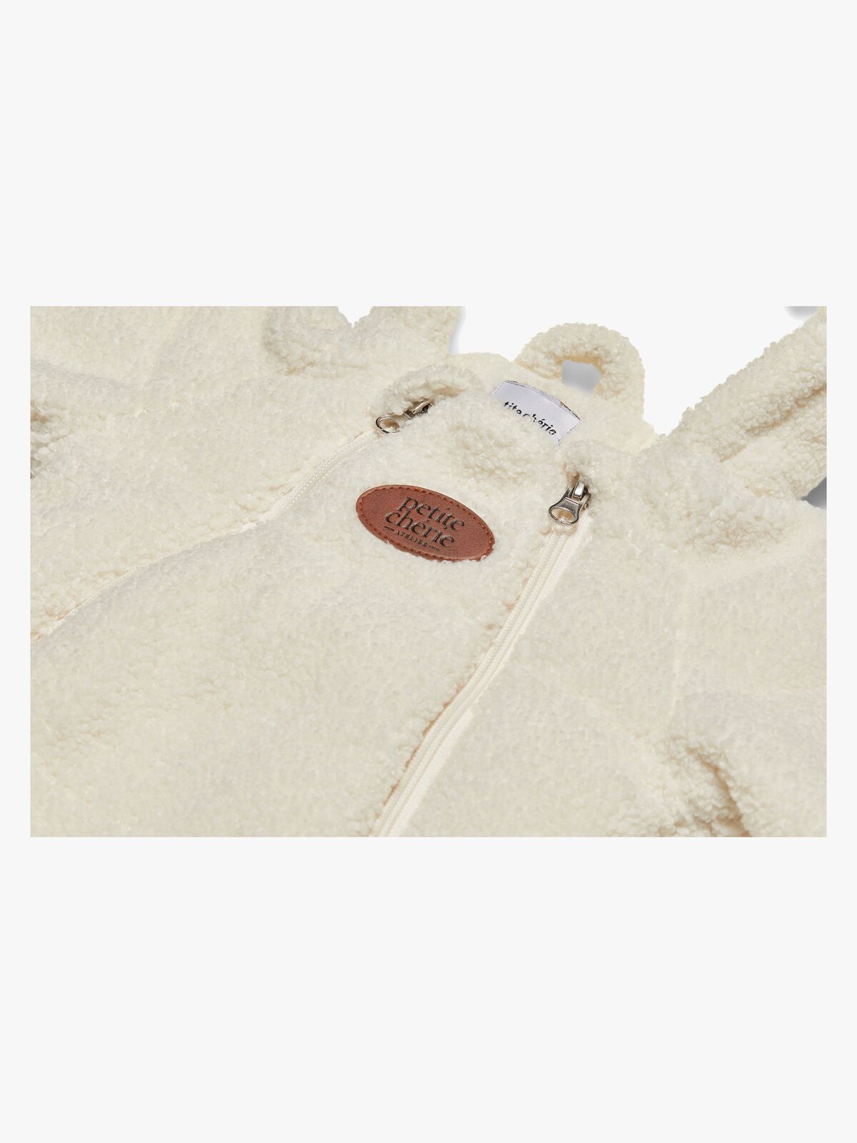 321015-WHITE-1800_4b.jpg