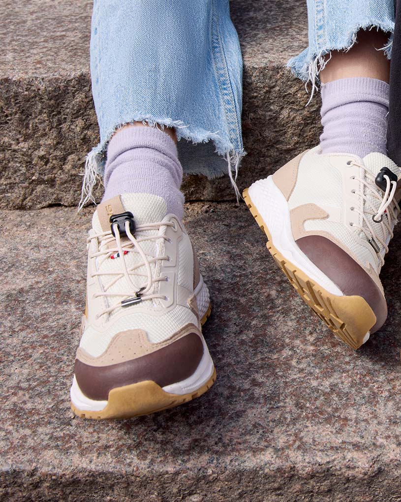 Sneaker