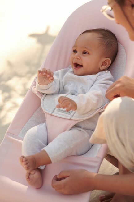 BabyBjörn Balance Soft Babywippe Gewebt Jersey-Stoff, Hellrosa/Grau