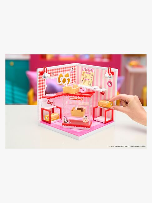MGA's Miniverse Make It Mini Spaces Hello Kitty Spielset