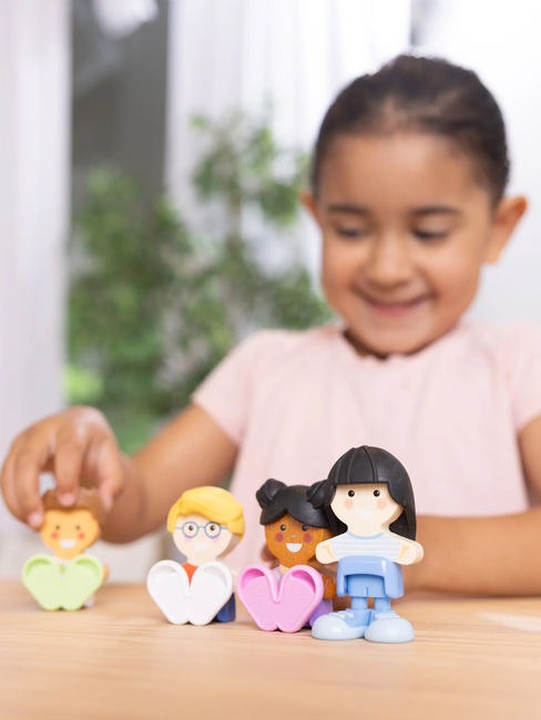 Melissa & Doug Cheery Lane Figuren Cheeries 4er-Pack 806302-2540_4a.jpg