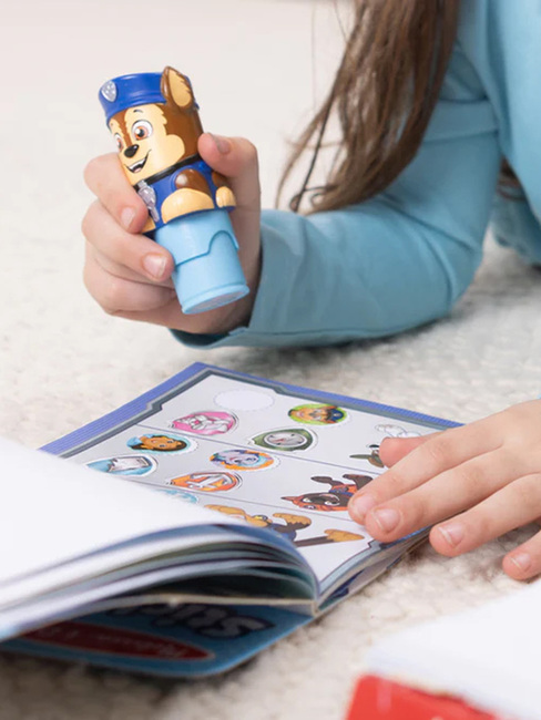 Melissa & Doug Sticker WOW! Paw Patrol Aktivitätsbuch Chase 8062stickerwow-88-2540_4d.jpg