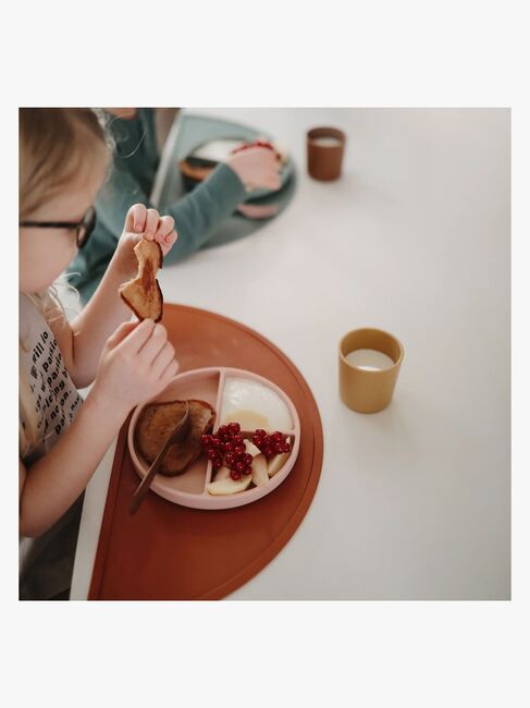 Mushie Teller, Blush