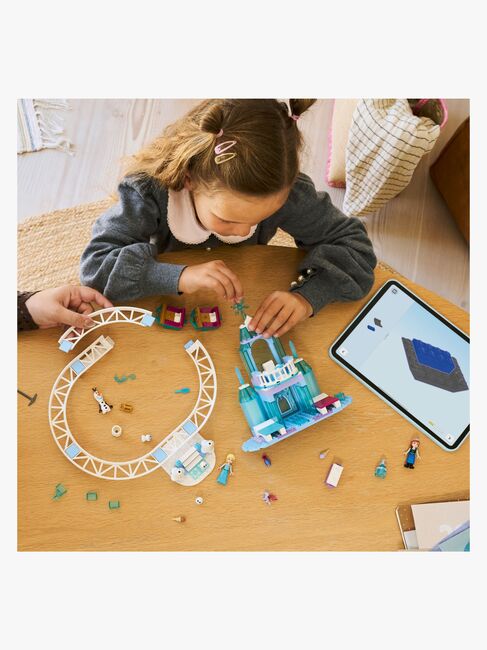 LEGO Disney Princess 43281 Elsas Schlittenfahrt um den Eispalast