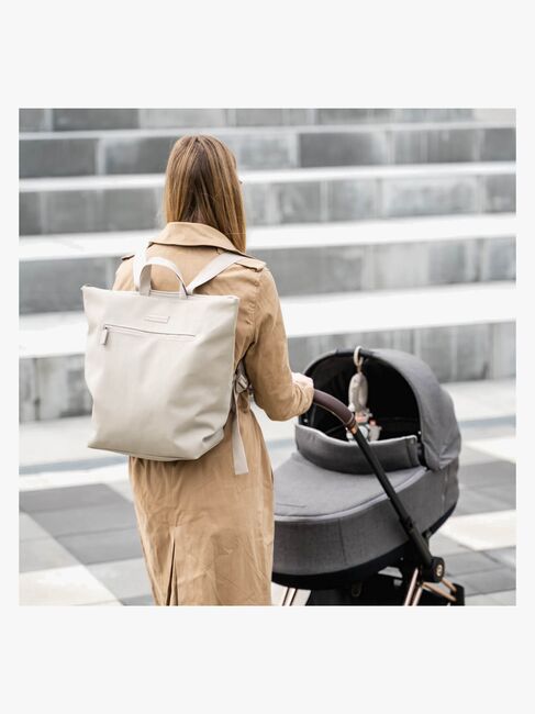 Done By Deer Wickeltasche Rucksack, Sand