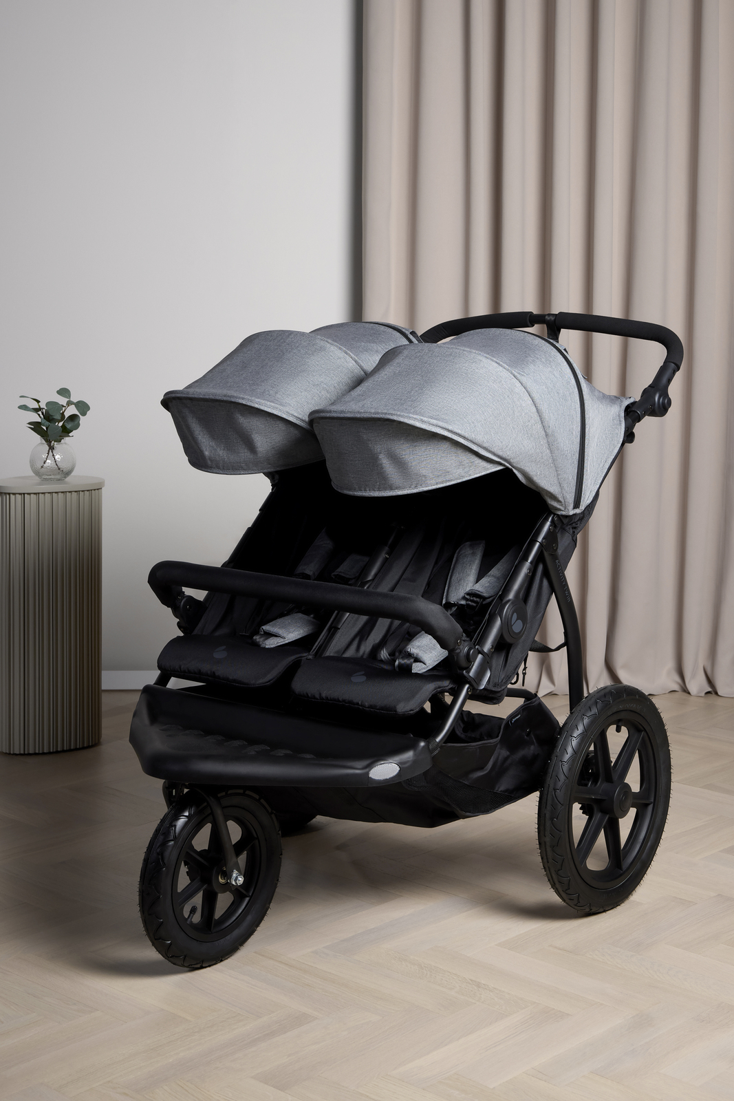 Beemoo Activity Twin Geschwisterwagen, Black/Dark Grey