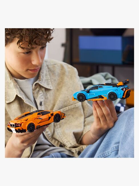 LEGO Speed Champions 77238 Lamborghini Revuelto und Huracán STO