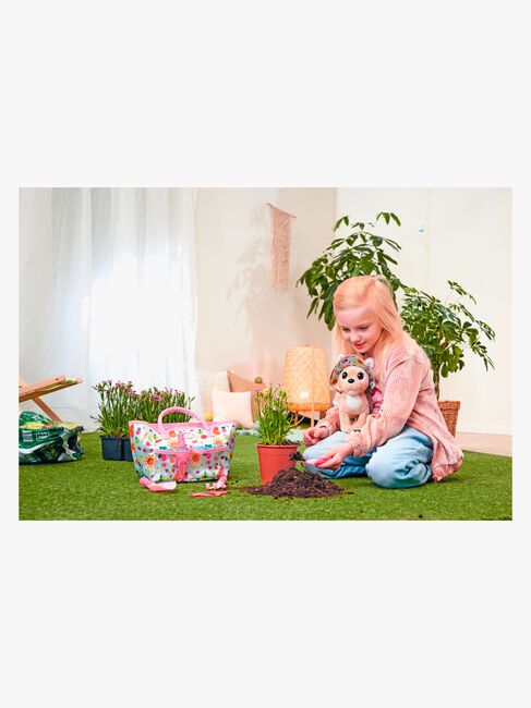 ChiChi LOVE Plüschspielzeug mit Gartenwerkzeug