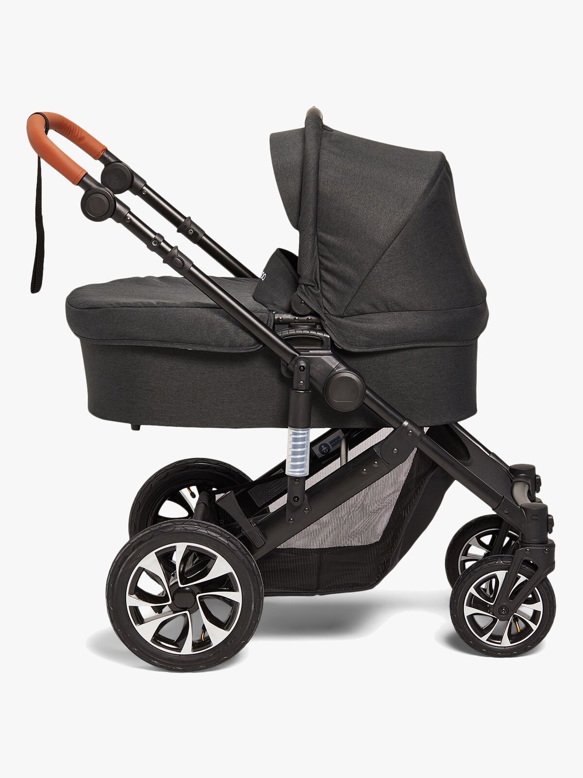 BM-SL18-MAXI4-CARRYCOT-BLACK-1877_3a.jpg