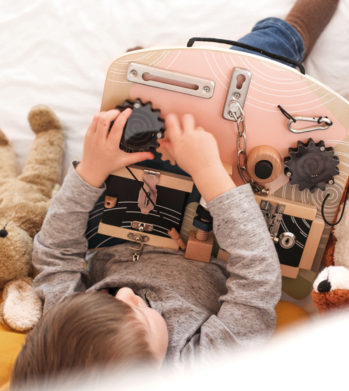 Small Foot Motorikbrett mit Verschlüssen und Schwenkfunktion