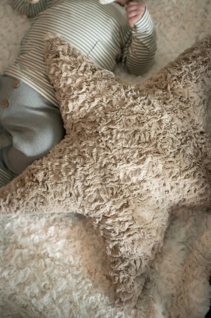 Baby's Only Star Snow Kissen, Taupe