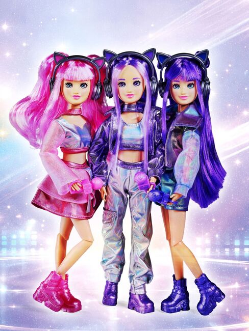 K-Pop Stage Modepuppe Yuna 105733864-1346_4a.jpg