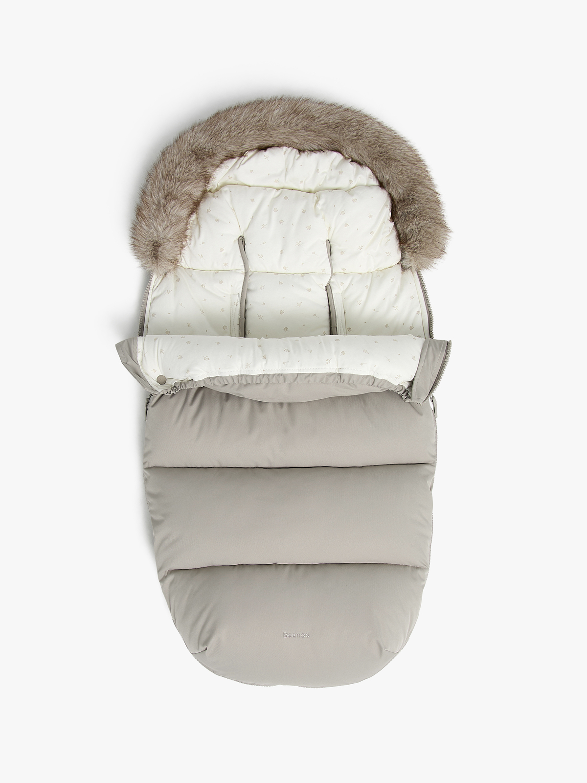 BM-BriskFootmuff-BEIGELEAF-1882_3a.jpg