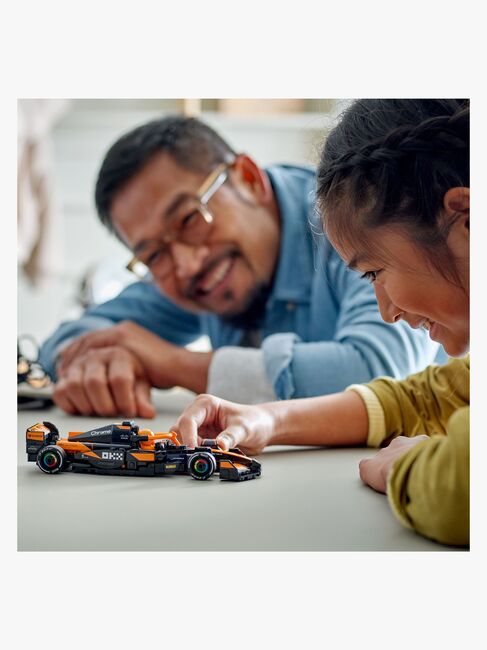 LEGO Speed Champions 77251 McLaren F1 Team MCL38 Rennauto