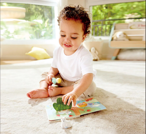 Hape Geschichtenbuch mit Spielset The Cat's Rescue