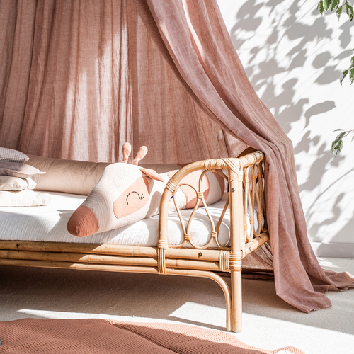 Julius Zöllner Bettschlange Giraffe