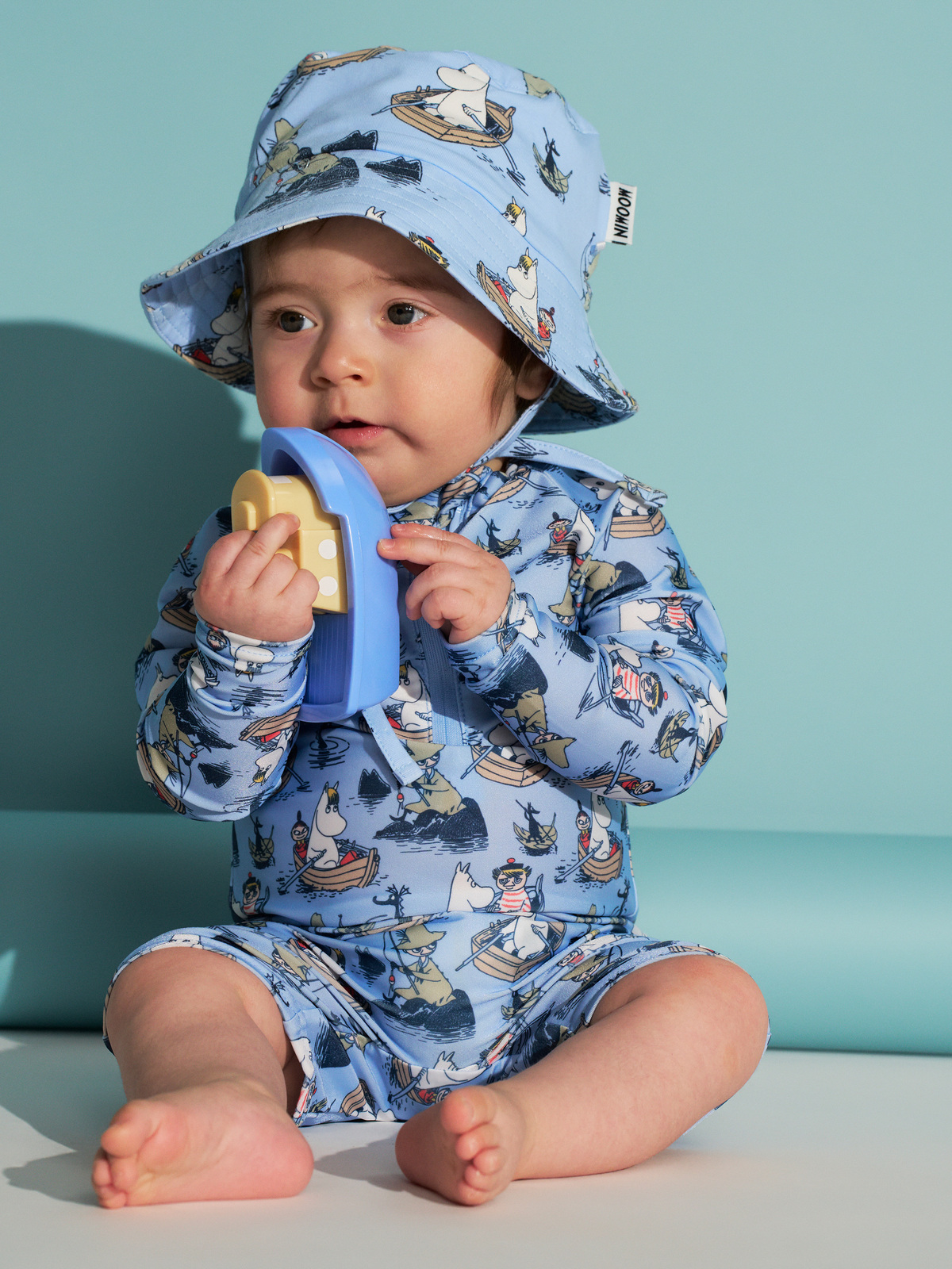 72591791-lightblue-1616_4.jpg
