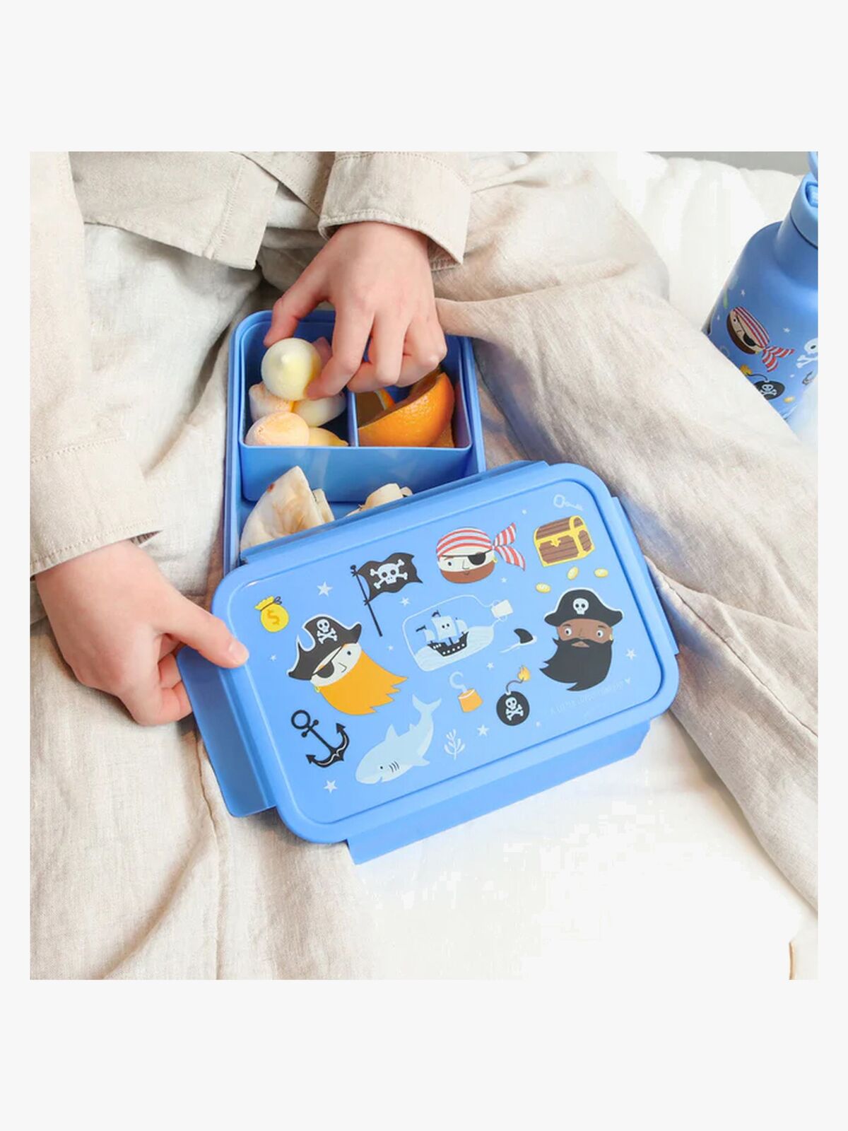 LLCBENTO-BBPIBU76-3499_4a.jpg