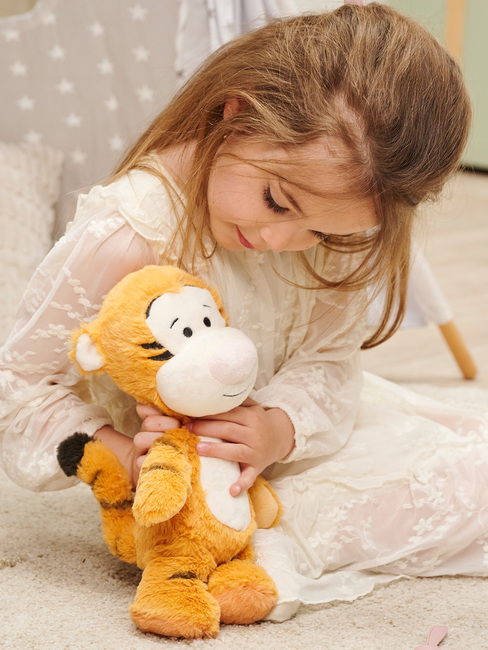 Disney Winnie Puuh Kuscheltier Tigger 25 cm 6315870791-1346_4c.jpg