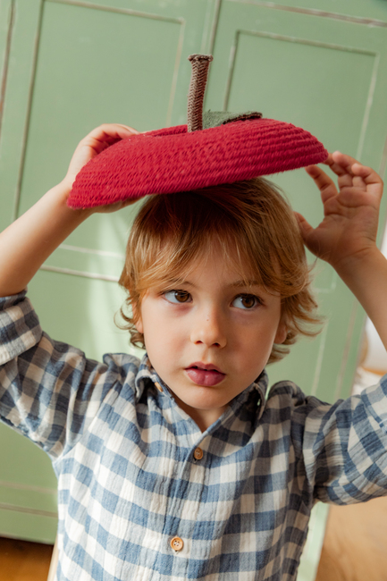 Lorena Canals Korb, Apple