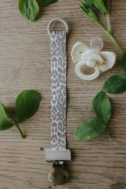 Elodie Schnullerkette, Le Leopard