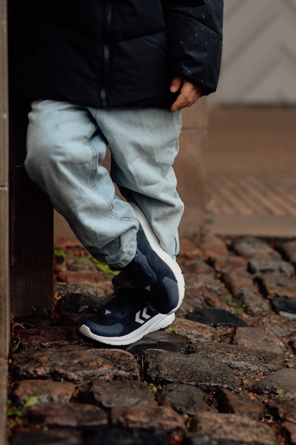 Hummel Actus Breather Infant Sneaker, Black Iris