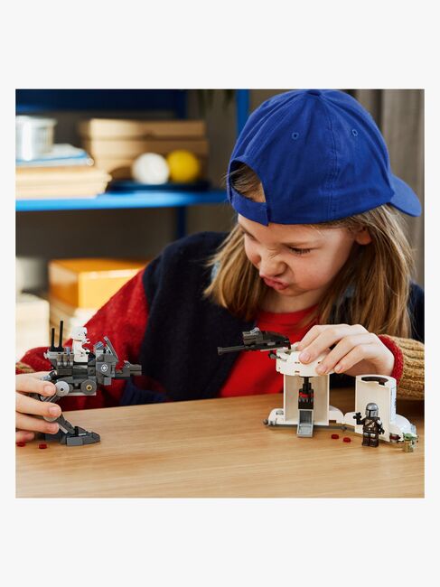 LEGO Star Wars 75444 Angriff des AT-RT