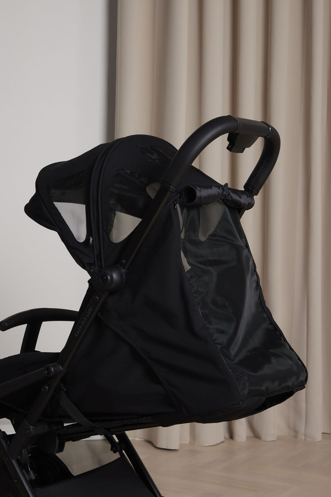 BM-EASYFLYBREEZY-JETBLACK-1895_3a.jpg