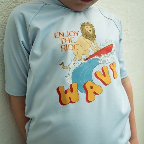 557267450-Wavylion-2911_2.jpg