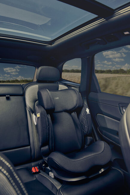 BM-O11RECLINE-BLACKSTONE-2154_3k.jpg