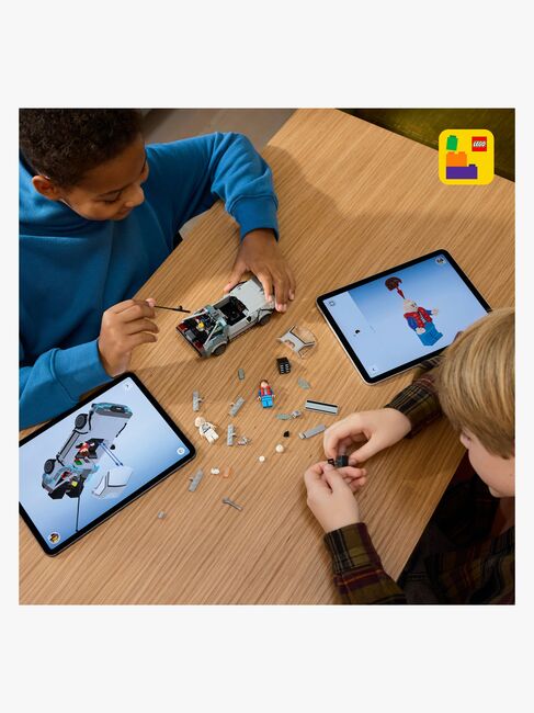 LEGO Speed Champions 77256 Zeiaschine aus Zurück in die Zukunft