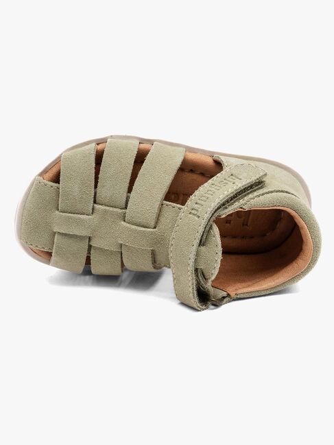 Bisgaard Beka S Sandalen, Sage