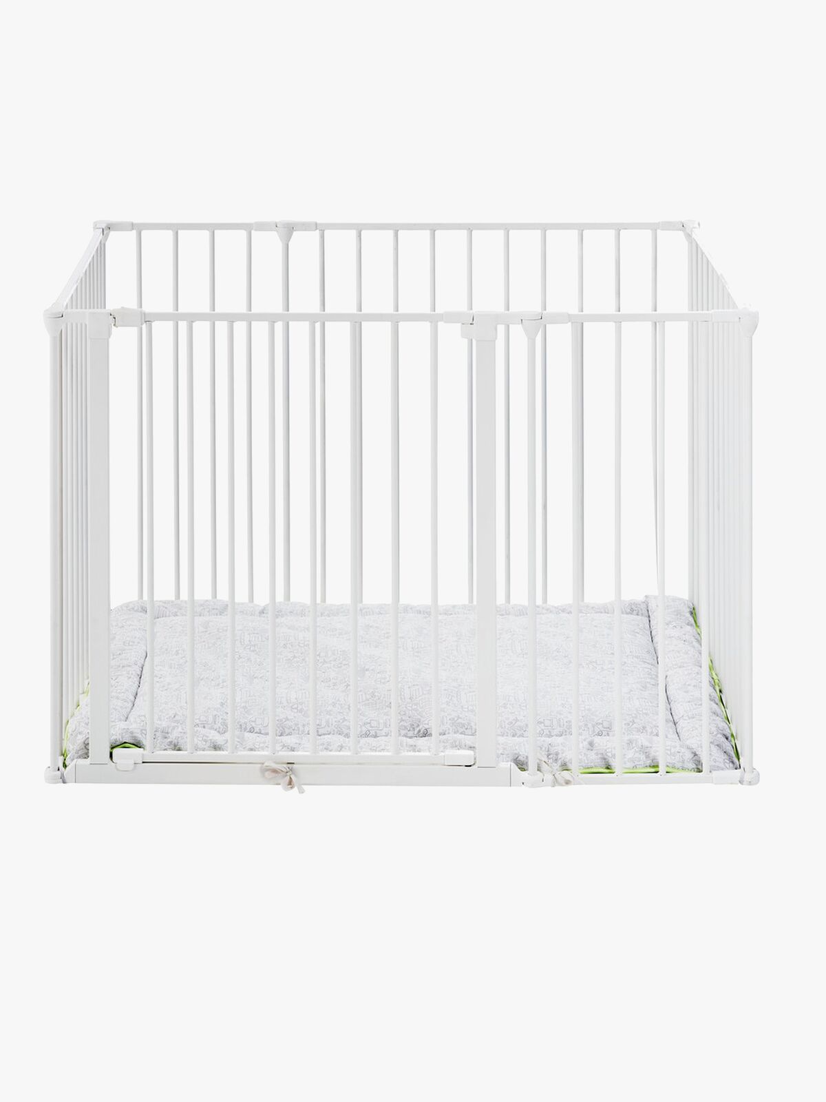 BabyDan_Lekhage_Square_Vit_2.jpg