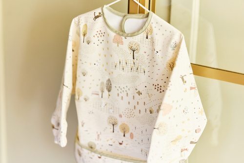 Jollein Lätzchen mit Ärmel Wasserdicht, Tiny Park