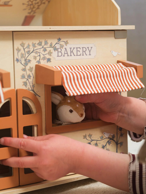 Egmont Toys Mini Friends Puppenhaus Café & Bäckerei Mit Möbeln EG710008-1423_4d.jpg