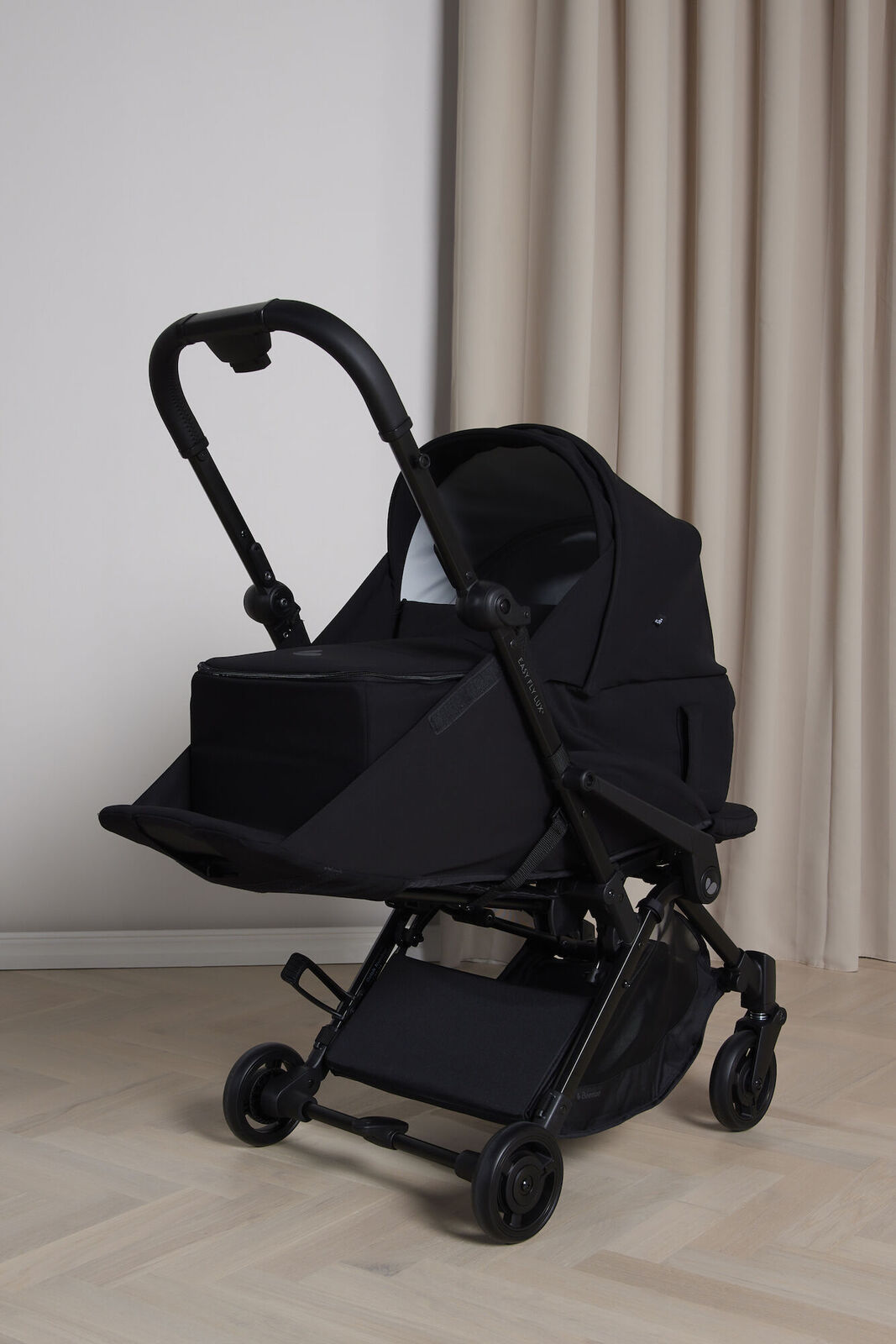 BM-EASYFLYCOT-JETBLACK-1895_4a.jpg