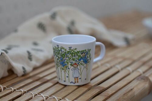 Elsa Beskow Hänschen Im Blaubeerenwald Becher mit Griff