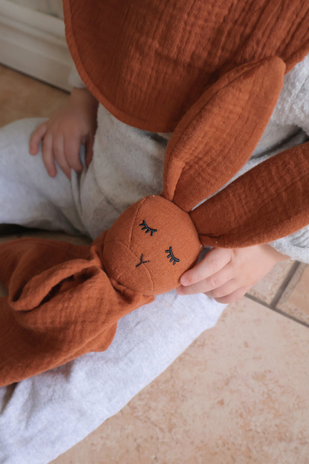 Oh, Poppy! Leia Kaninchen Schmusetuch Musselin, Warm Rust