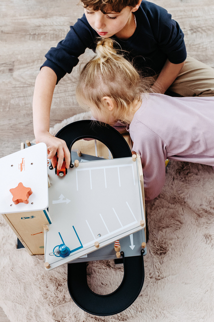Small Foot Parkgarage mit Zwei Autos