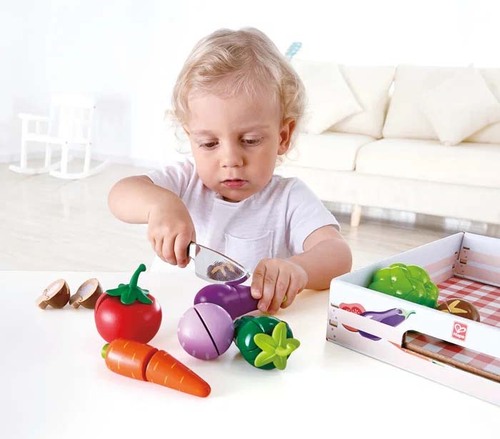 Hape Spielset Gemüse Mit Messer 6114-1148_4a.jpg