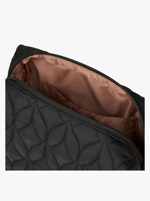 Day ET RE-Q Twist Kulturbeutel S, Black