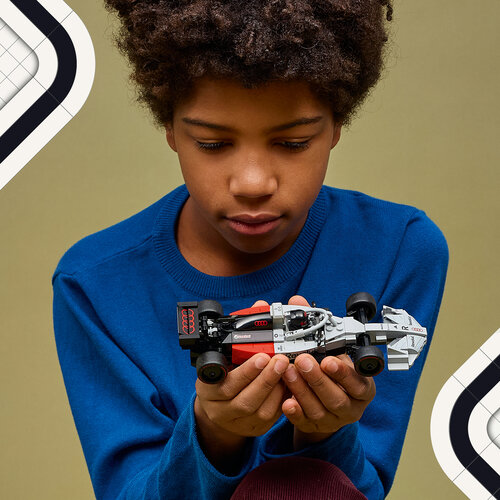 LEGO Speed Champions 77259 Audi Revolut F1 Team R26 Rennwagen