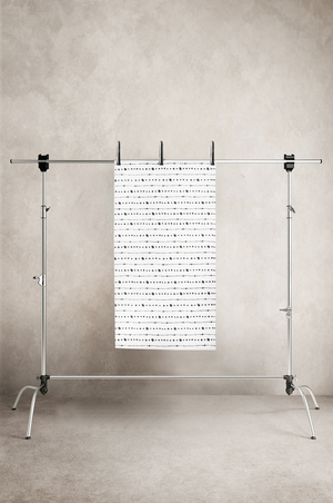 Minitude Teppich Gepunktet 80x150 cm, Weiß/Schwarz