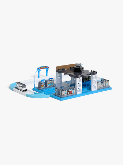 Alex's Garage Autorennbahn Polizeiparkplatz