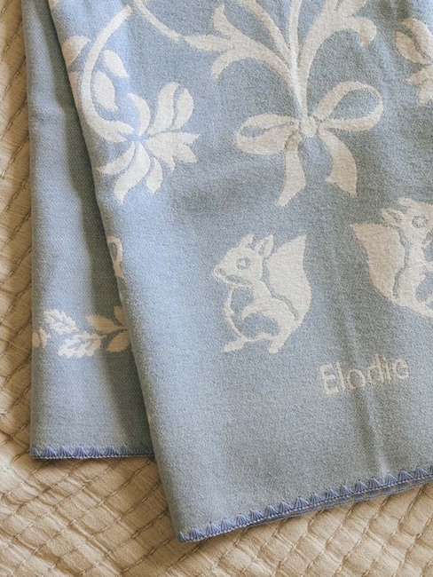 Elodie Decke Jacquard, Blueberry Blue 30326208435NA-2-1526_4a.jpg