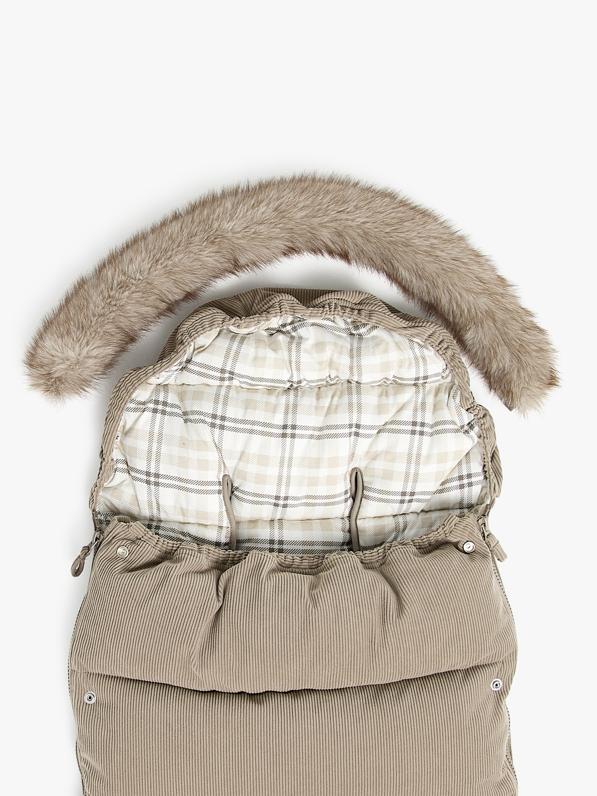 BM-BriskFootmuff-TAUPECHECK-1882_3e.jpg